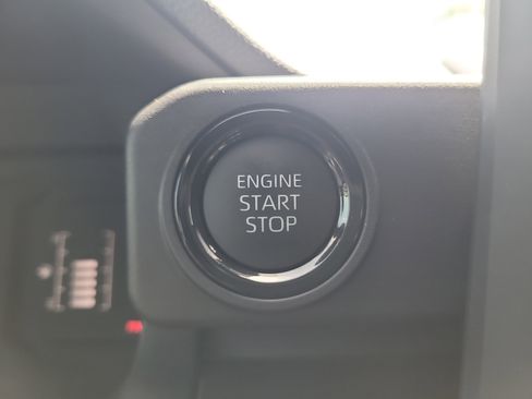 Used 2026 Toyota Tacoma SR5 AWD/4WD image 27