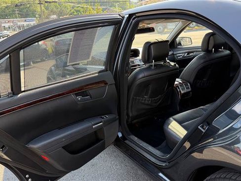 Used 2012 Mercedes-Benz S 550 4MATIC image 38
