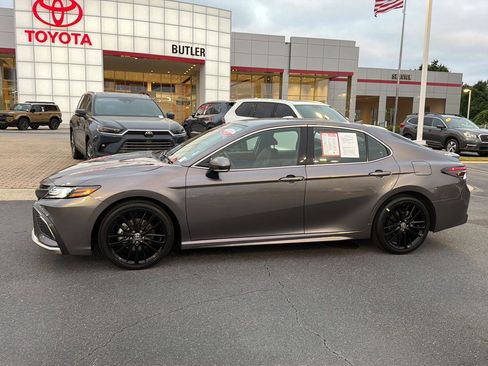 Certified 2023 Toyota Camry XSE FWD image 3