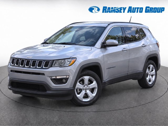Used 2019 Jeep Compass Latitude w/ Popular Equipment Group AWD/4WD image 1