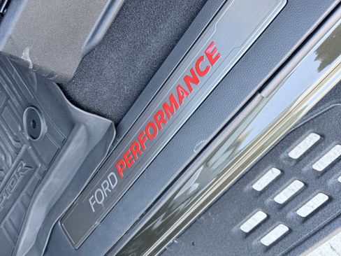 Used 2025 Ford F150 Raptor image 37