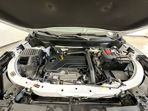 Used 2025 Chevrolet Equinox LT image 34