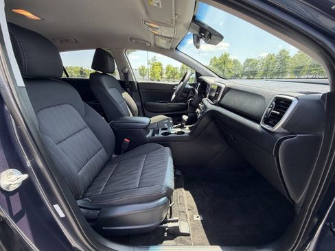 Used 2022 Kia Sportage LX FWD image 16