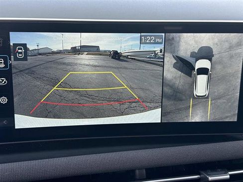 Used 2025 Hyundai Tucson Limited image 21