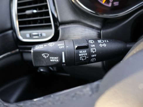 Used 2019 Jeep Grand Cherokee High Altitude image 36