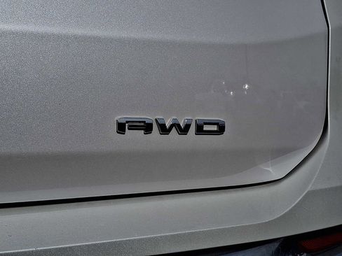 Used 2023 GMC Terrain Denali w/ Denali Premium Package image 32