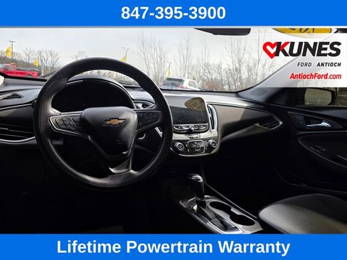 Used 2020 Chevrolet Malibu LS FWD image 31