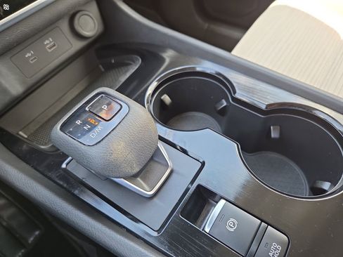 Used 2023 Nissan Rogue SV FWD image 35