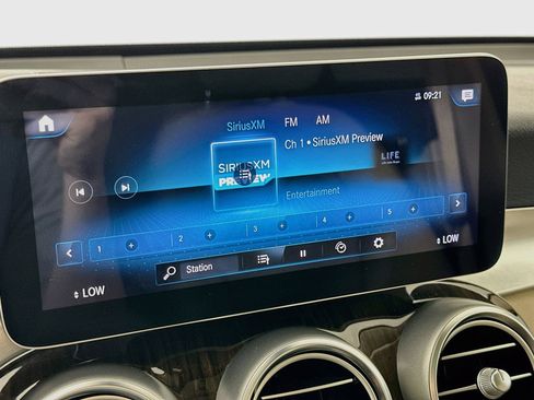 Certified 2022 Mercedes-Benz GLC 300 image 15