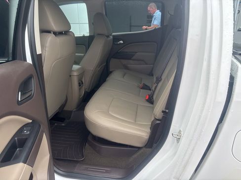 Used 2016 GMC Canyon SLT AWD/4WD image 10
