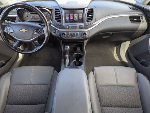 Used 2018 Chevrolet Impala LT image 10