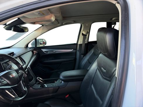 Used 2019 Cadillac XT5 Luxury FWD image 10