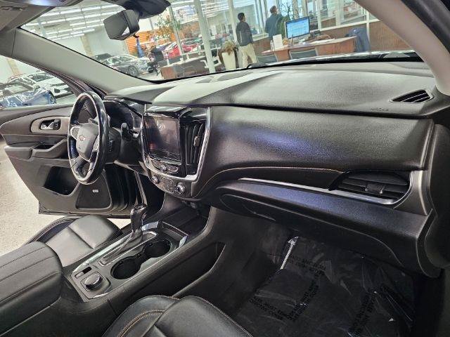 Used 2019 Chevrolet Traverse RS AWD/4WD image 14