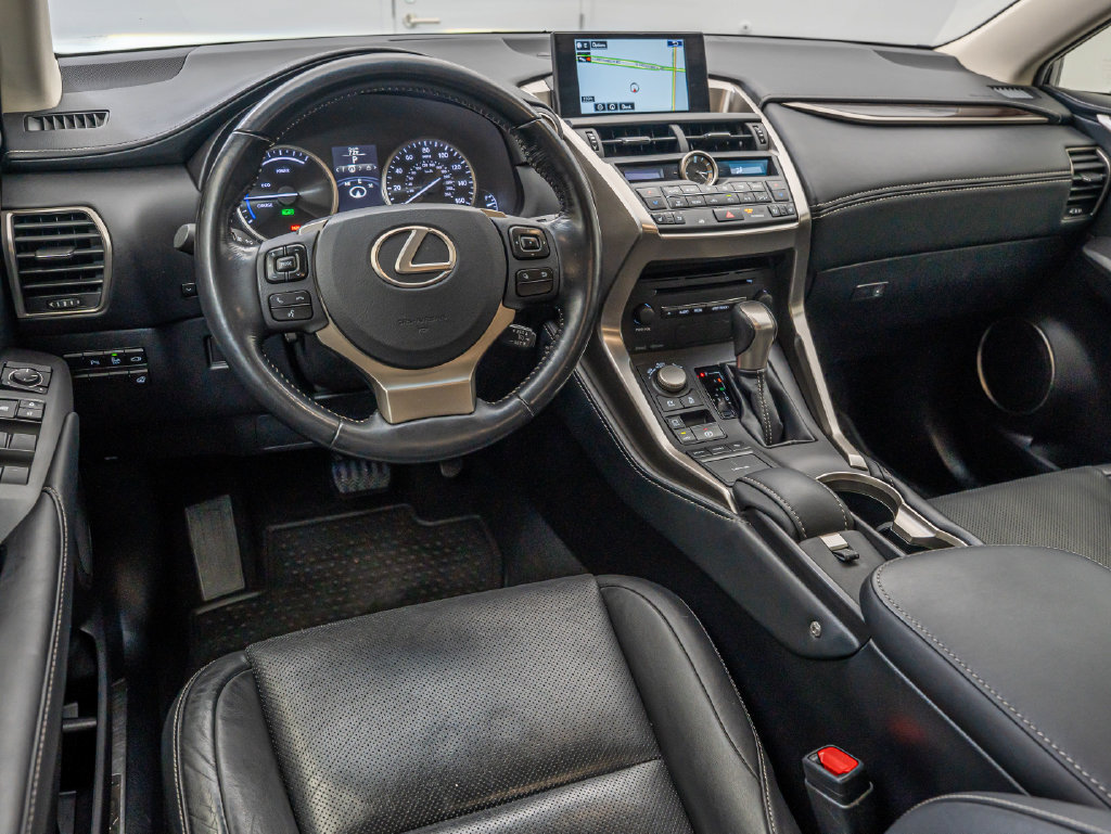 Used 2015 Lexus NX 300h AWD w/ Luxury Package image 4
