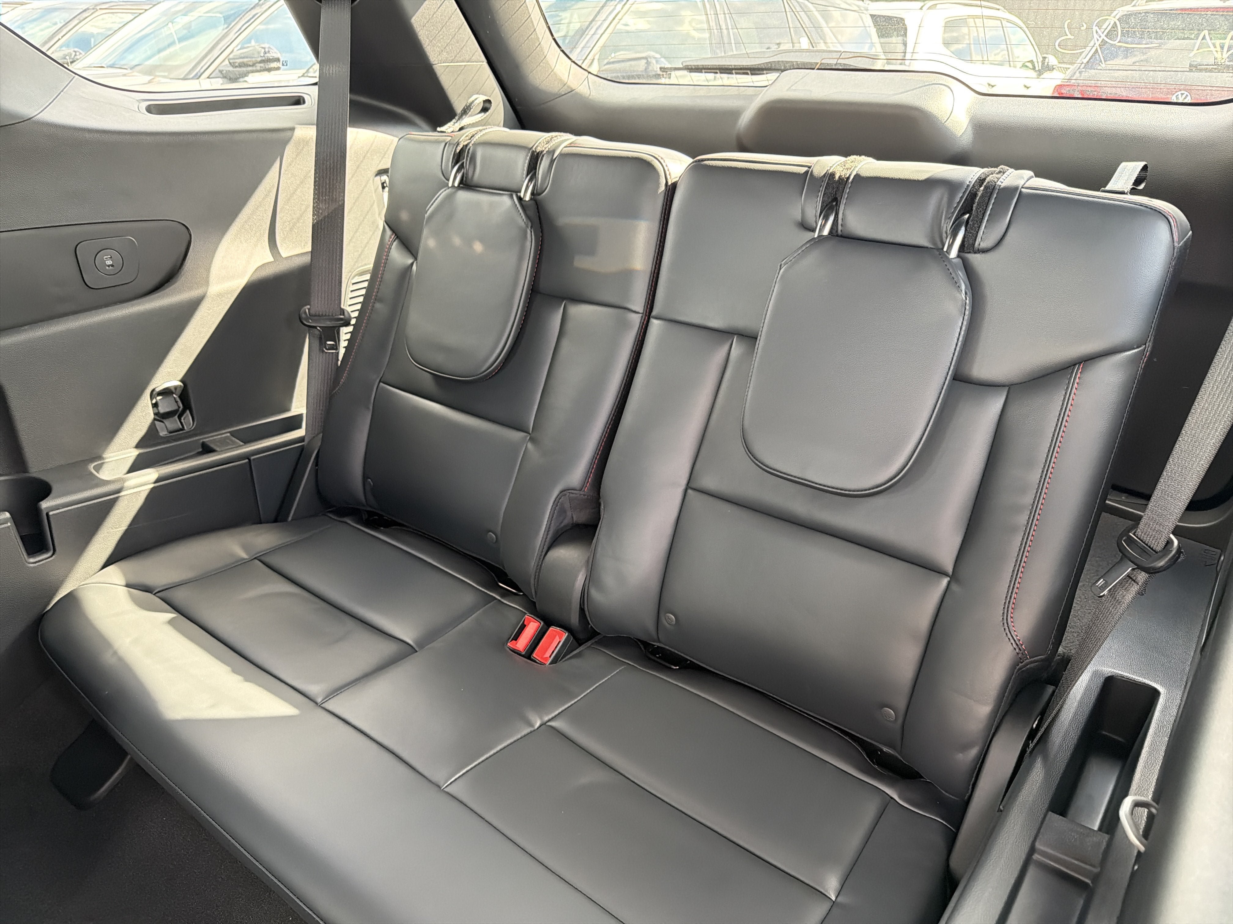 New 2027 Ford Explorer ST-Line AWD/4WD image 24