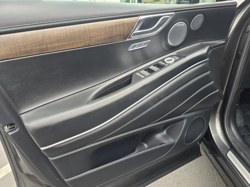 Used 2025 Genesis GV80 2.5T Advanced image 20