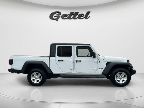 Used 2020 Jeep Gladiator Sport w/ Quick Order Package 24S AWD/4WD image 4