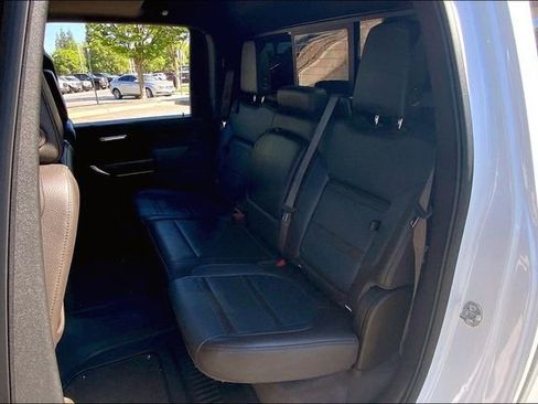 Used 2021 GMC Sierra 2500 Denali w/ Denali Ultimate Package AWD/4WD image 26