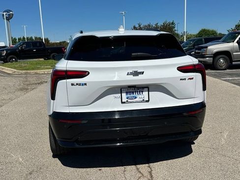 Used 2024 Chevrolet Blazer EV RS AWD/4WD image 4