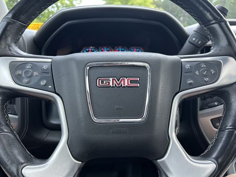 Used 2018 GMC Sierra 1500 SLT AWD/4WD image 16
