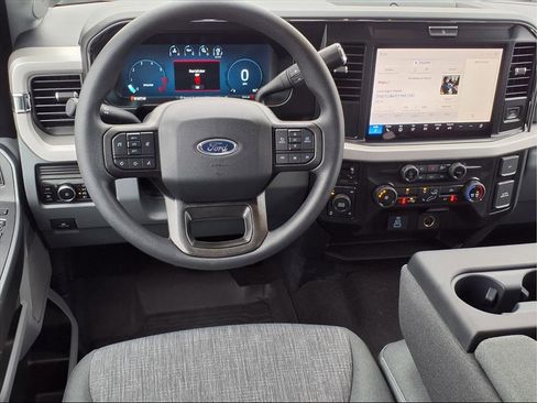 New 2026 Ford F250 XLT w/ XLT Premium Package image 4