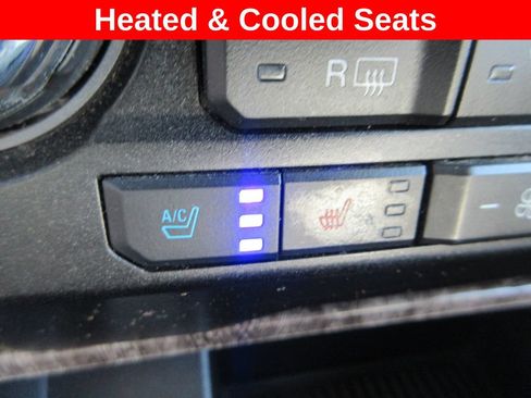 Used 2019 Ford F250 Lariat w/ Chrome Package AWD/4WD image 16