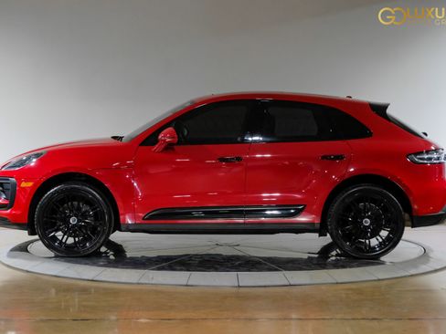 Used 2024 Porsche Macan Turbo AWD/4WD image 13