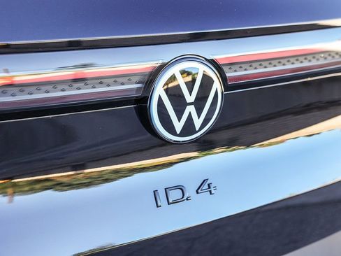 New 2026 Volkswagen ID.4 Pro S image 10