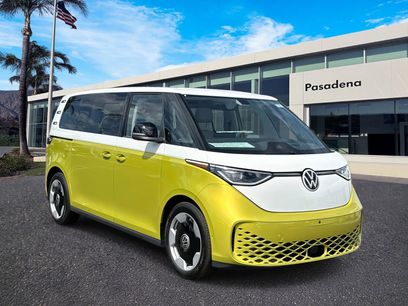 New 2025 Volkswagen ID. Buzz Pro S Plus