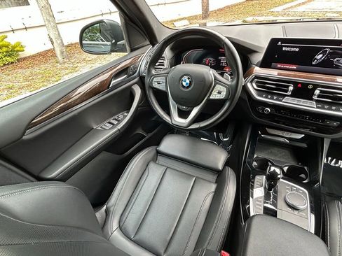 Used 2024 BMW X3 sDrive30i image 9