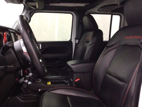 Used 2019 Jeep Wrangler Unlimited Rubicon AWD/4WD image 10