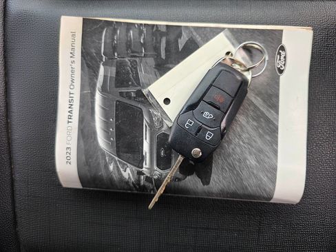 Used 2023 Ford Transit 250 148 High Roof Extended image 19