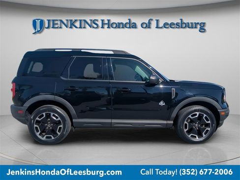 Used 2021 Ford Bronco Sport Outer Banks image 3