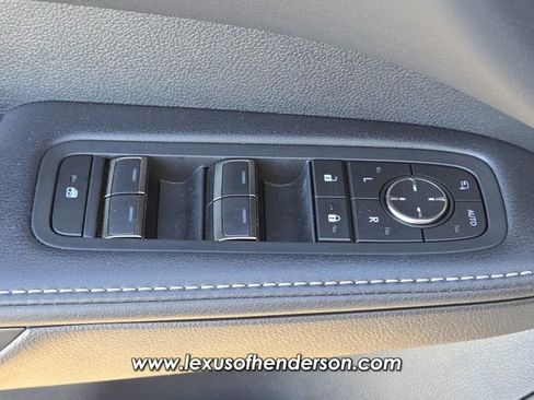 Certified 2025 Lexus RX 350 Premium w/ Accessory Package image 23