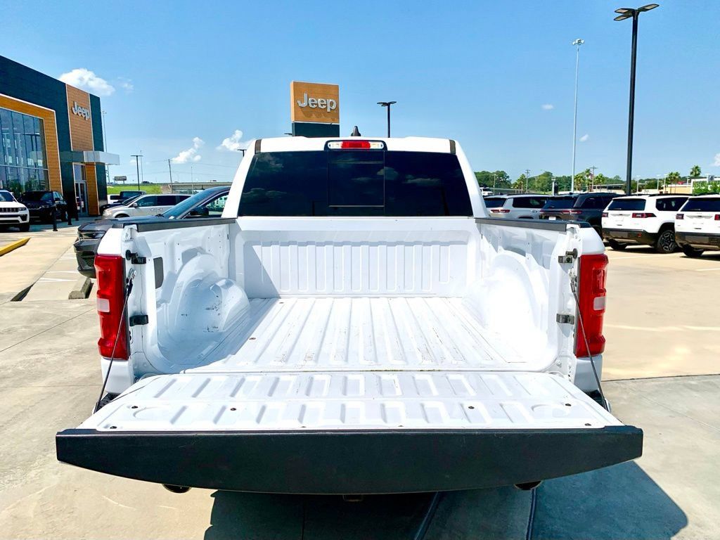 Used 2025 RAM 1500 Laramie w/ Laramie Southwest Edition AWD/4WD image 18
