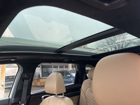 Certified 2025 Kia Sorento SX Prestige w/ Olive Brown Leather Package image 8