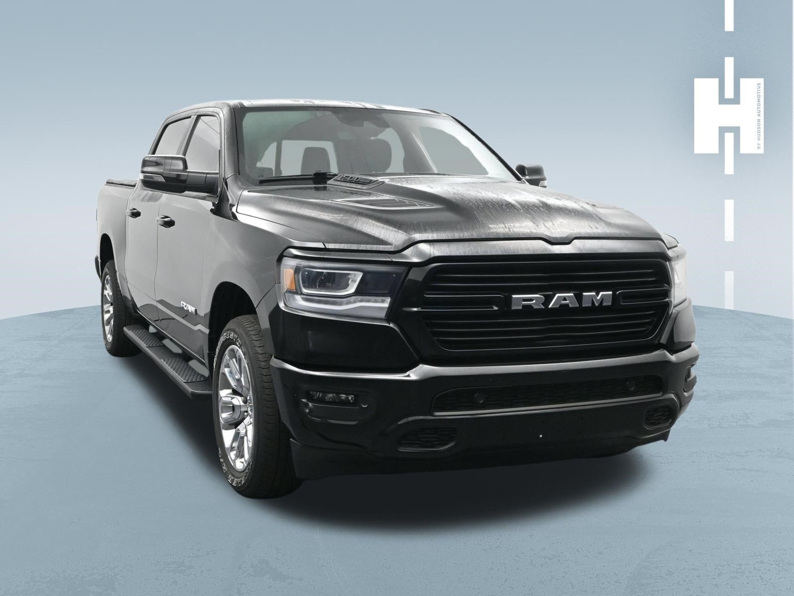 Used 2023 RAM 1500 Laramie AWD/4WD image 3