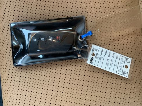 Used 2025 Lexus NX 250 FWD w/ Towing Package (2000 Lbs) image 37