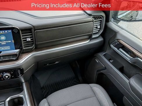 Used 2026 Chevrolet Silverado 1500 LT Trail Boss w/ Convenience Package II AWD/4WD image 16