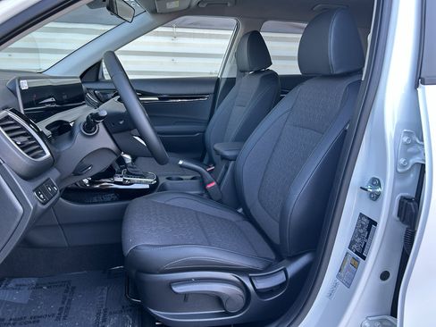 New 2026 Kia Seltos S image 12