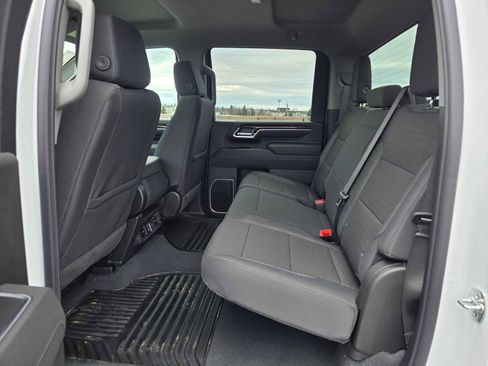 New 2026 GMC Sierra 2500 SLE w/ SLE Value Package; AWD/4WD image 16