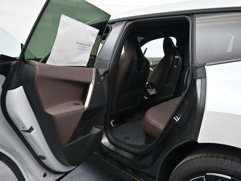 New 2025 BMW iX xDrive50 image 13