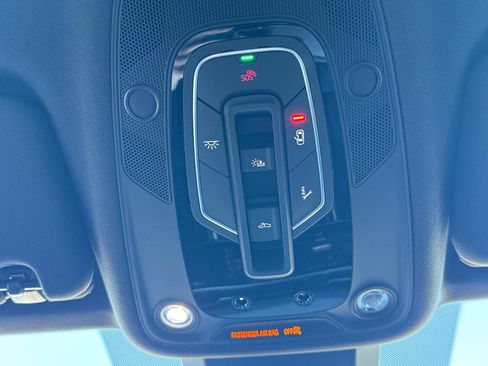 Used 2022 Audi Q7 3.0T Premium Plus w/ Premium Plus Package image 25