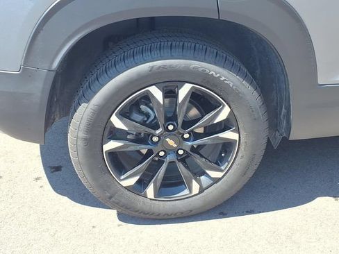 Used 2022 Chevrolet TrailBlazer LT FWD image 24