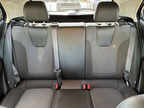 Used 2025 Buick Encore GX Preferred image 36