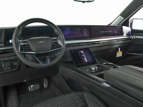 Used 2026 Cadillac Escalade V w/ LPO, ONYX Package image 21