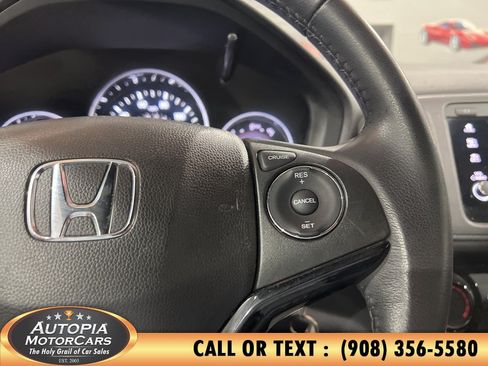 Used 2019 Honda HR-V Sport image 25