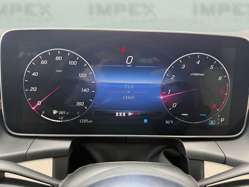 Used 2023 Mercedes-Benz GLC 300 4MATIC w/ Exclusive Trim Package image 27