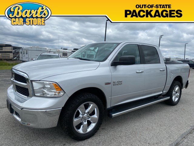 Used 2018 RAM 1500 Classic SLT AWD/4WD image 3