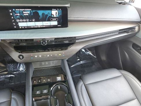 Certified 2025 Nissan Murano SL w/ Cargo Package AWD/4WD image 18